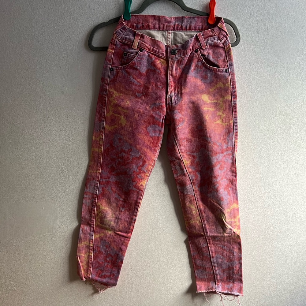 Vintage pink camo Levi Denim jeans